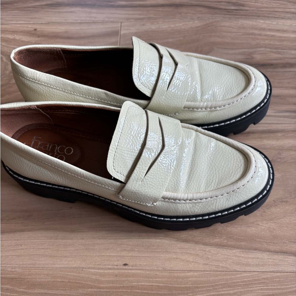 Women's Cream Loafers